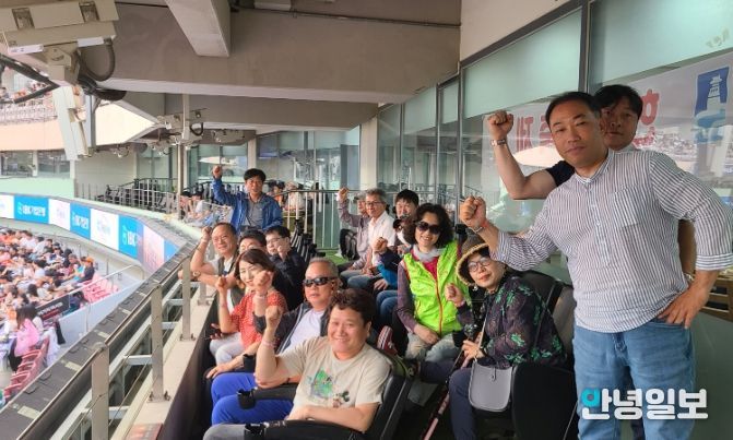 수원시 권선구 호매실동 체육진흥회, 경기도장애인복지회 수원지부와 연고 프로야구팀 응원