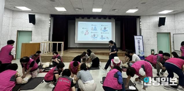 구리시, 봉사단체 사랑나누미 대상 심폐소생술 등 응급처치 교육 실시