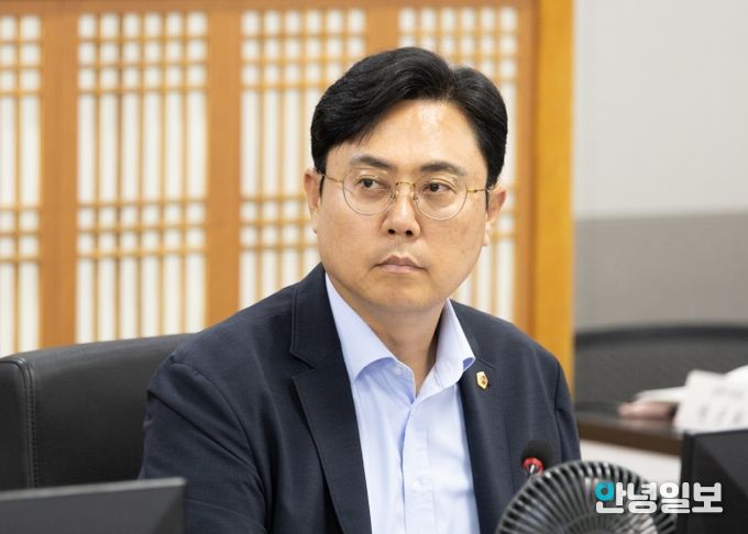 경기도의회 경제노동위원회 이용욱 의원(더불어민주당, 파주3)