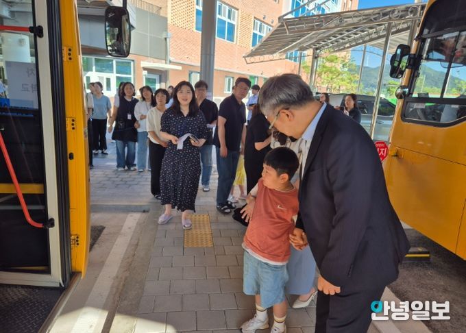 안성 최초 공립 특수학교 ‘모두학교’입학식 개최