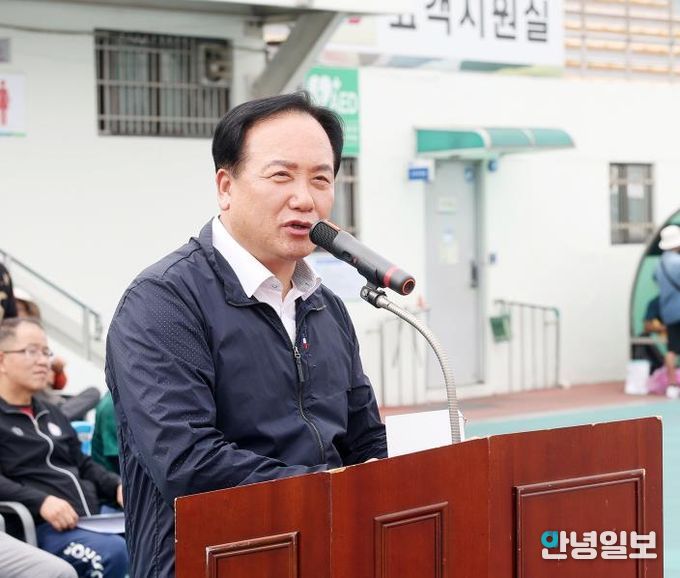 오산시, ‘제4회 오산독산성배 동호인초청 족구대회’ 성황리에 개최