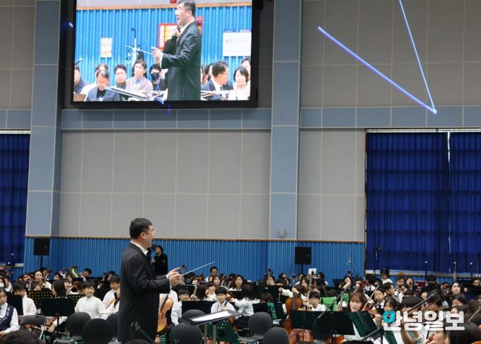 가평의 자연, 음악으로 물들다  2025 가평 가을愛 예술路 물별숲 학생 음악제 성료