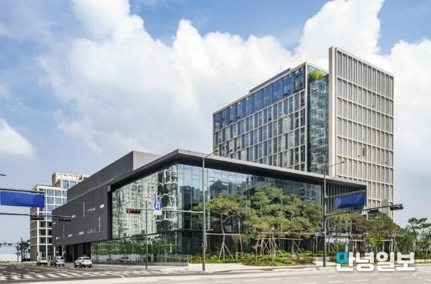 경기시흥 SNU 제약바이오인력양성센터 전경