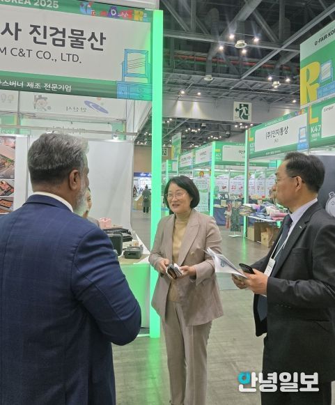 신미숙 의원, 해외 바이어가 찾는 K-수출박람회…지페어 코리아 방문