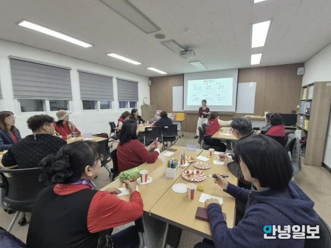 동두천시가족센터, 중장년 1인가구를 위한 수다살롱 성료