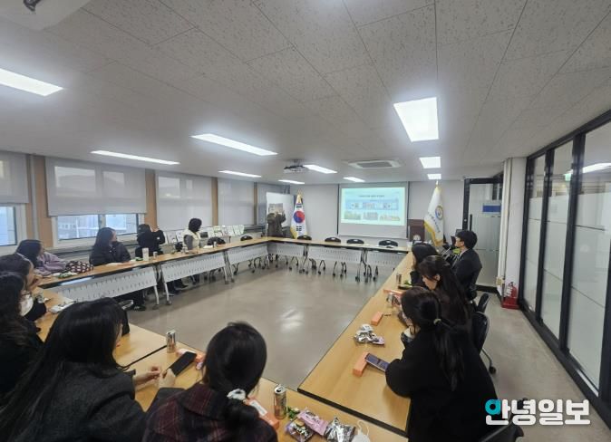 가평교육지원청, 디지털(AI) 활용 책쓰기 프로젝트 운영 연수 개최