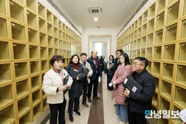 용인특례시의회 문화복지위원회는 18일 행정사무감사 기간 중 소관 기관에 대한 현지 확인에 나섰다