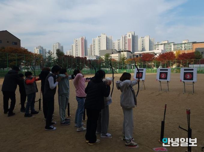 평택시북부청소년문화의집, 청소년 전통 무예 국궁 체험 ‘명궁’ 운영