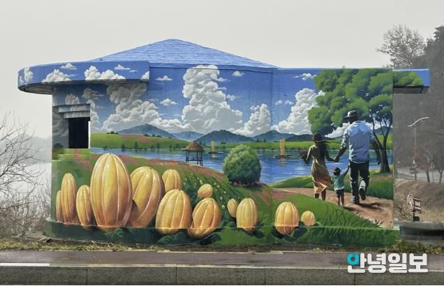 작업 후 (금사면 폐초소)작품명 : 이포삼경(三景) - 다이나믹 벙커