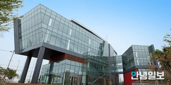 오산문화재단, 성평등가족부 ‘가족친화기관’ 3차 재인증… 2028년까지 14년 연속 유지