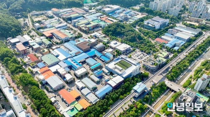 용현산업단지 전경