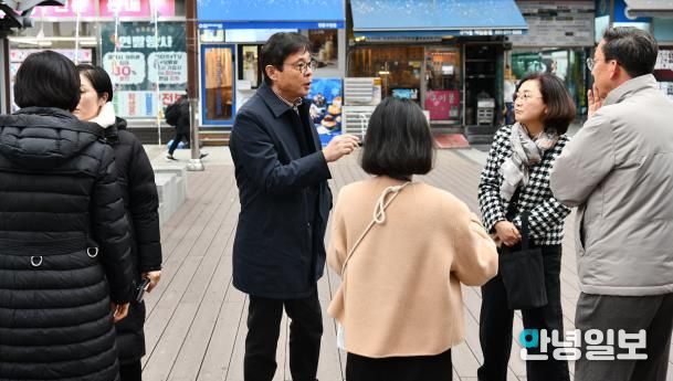 새빛만남 수원 마음을 듣다. 건의사항 반영… 보도블럭·수목 플랜터·가로등 분전함 등 정비 계획