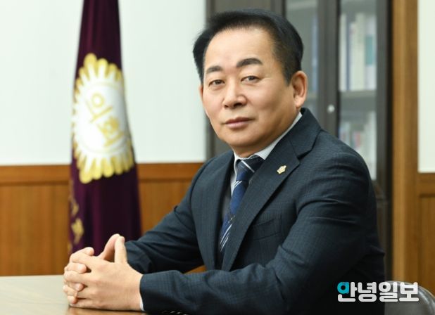 김연균 의정부시의회 의장