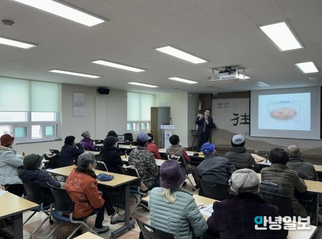 수원시 권선구 사회복지과, 2026 재활용품 수집 노인 안전교육 개최