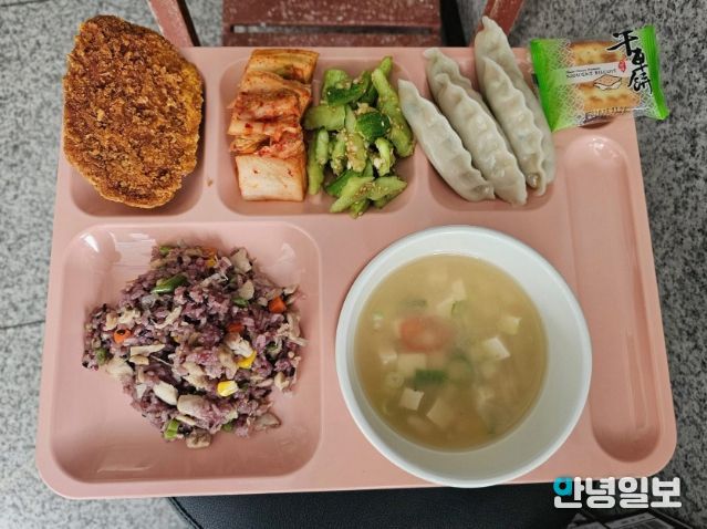 2월 11일 수원시청 구내식당에서 제공한 대만 가오슝시 대표음식