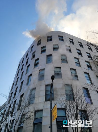 28일 화재 발생한 분당구 백현동 건물 모습