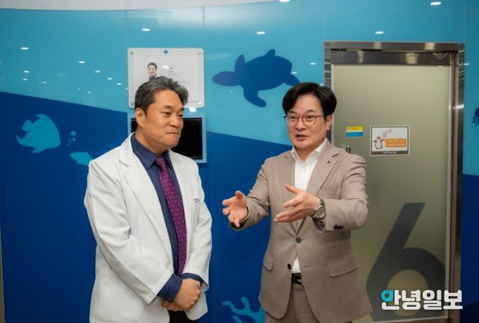 김병수 시장이 10일 관내 달빛어린이병원과 공공심야약국을 찾아 현장행정을 실시했다.