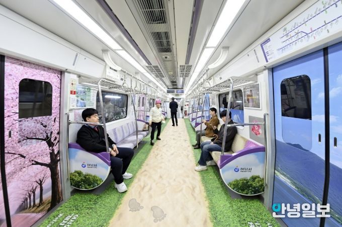 발밑엔 한강모랫길, 머리 위엔 벚꽃비… 일상을 파고든 하남의 봄 ‘눈길’