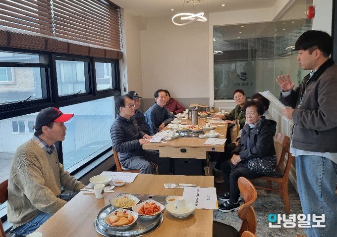 수원시 장안구 연무동, 4월 경로당협의회 월례회의 개최